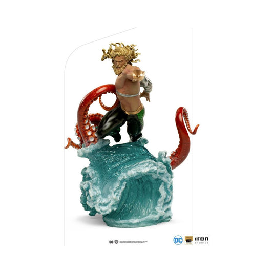 Iron Studios Deluxe - Aquaman Art Scale Statue (1/10)