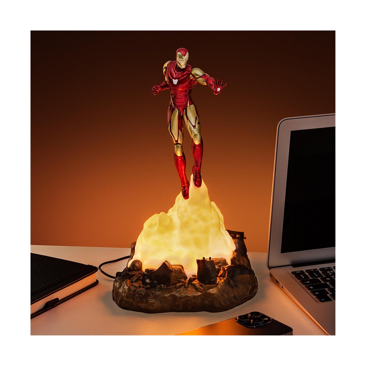 Paladone: Marvel The Infinity Saga - Iron Man Diorama Light