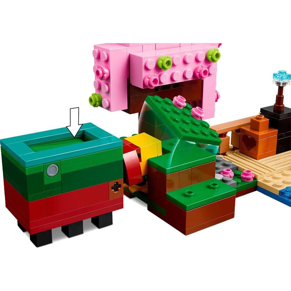 LEGO® Minecraft®: Körsbärsblomstrande Trädgård (21260)