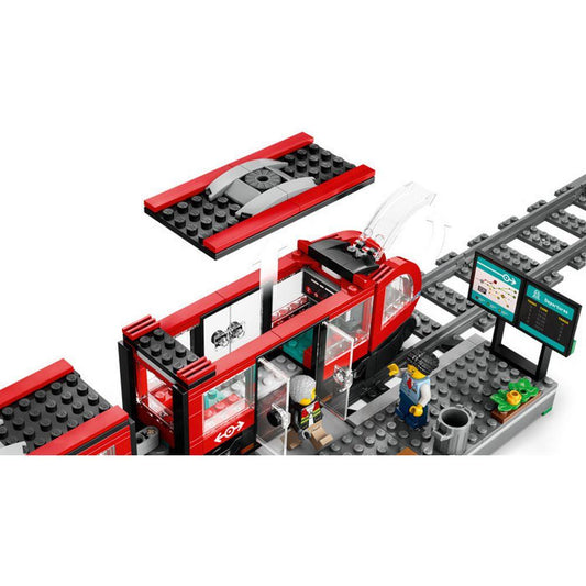 LEGO® City Downtown: Spårvagn och Station (60423)