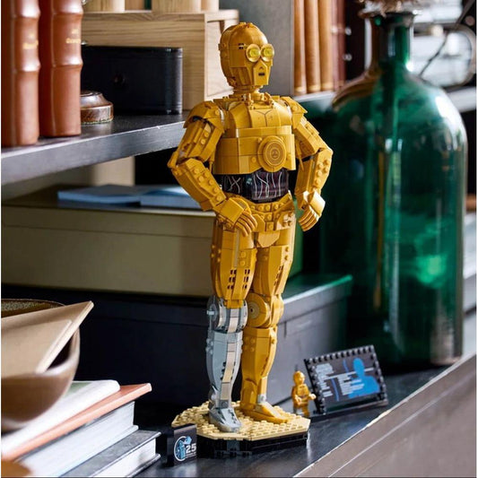 LEGO® Star Wars™: C-3PO™ (75398) - Byggsats med Detaljer