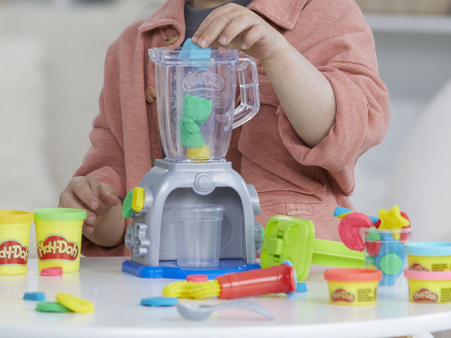 Hasbro Play-Doh Kitchen Creations - Swirlin' Smoothies Blender Set