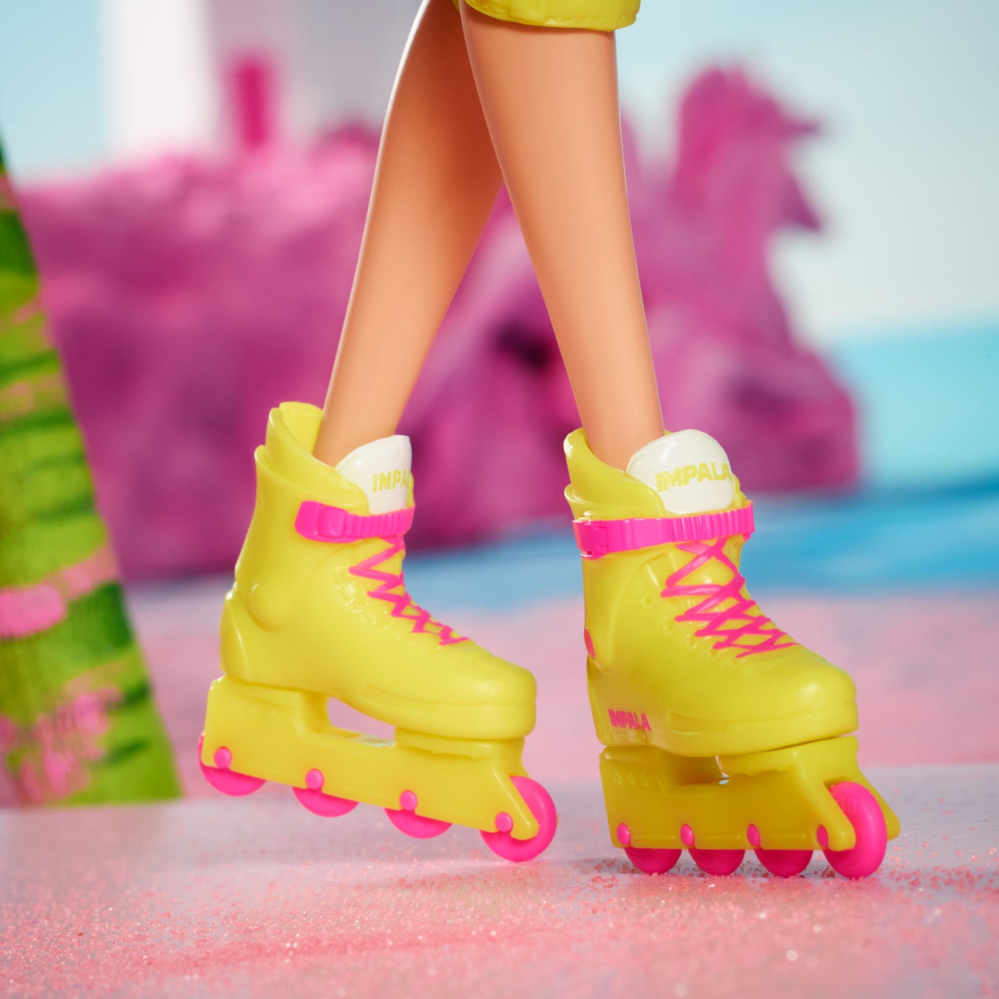 Mattel Barbie®: The Movie - Skating Outfit Docka (HRB04)