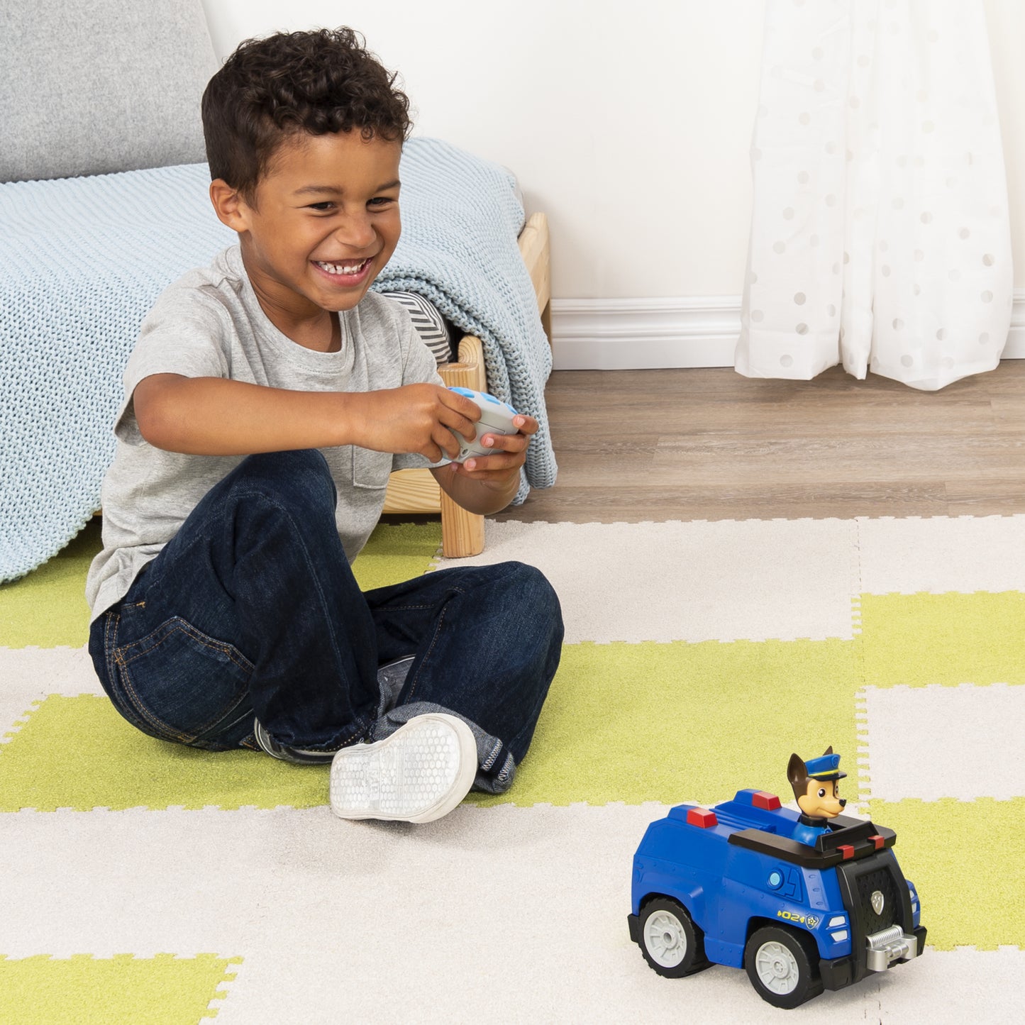 Spin Master PAW PATROL: Chase RC Cruiser