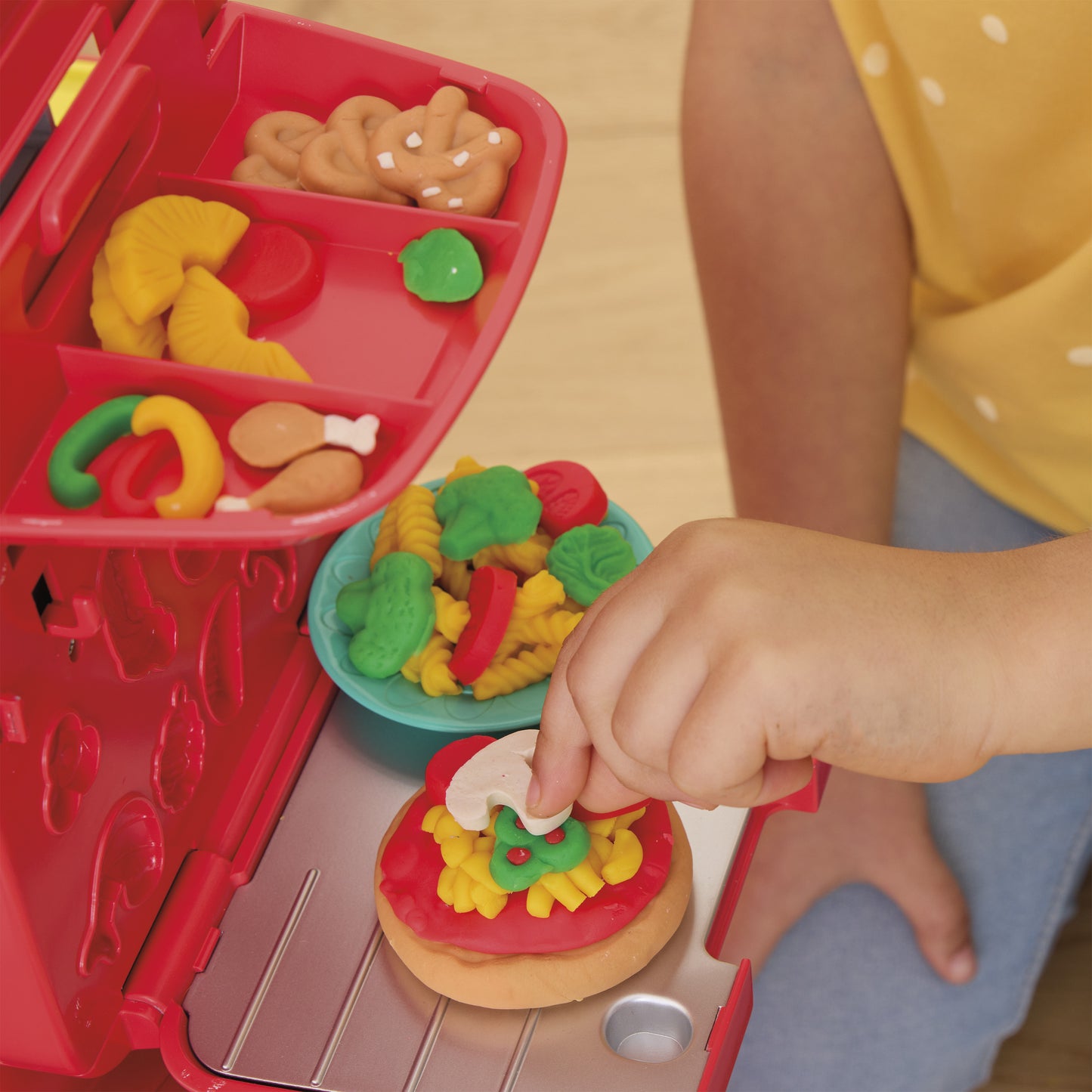 Hasbro Play-Doh - Pizzaleverans Skoter Lekset (F8803)