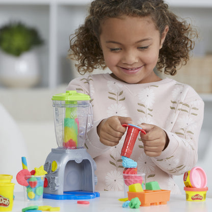 Hasbro Play-Doh Kitchen Creations - Swirlin' Smoothies Blender Set