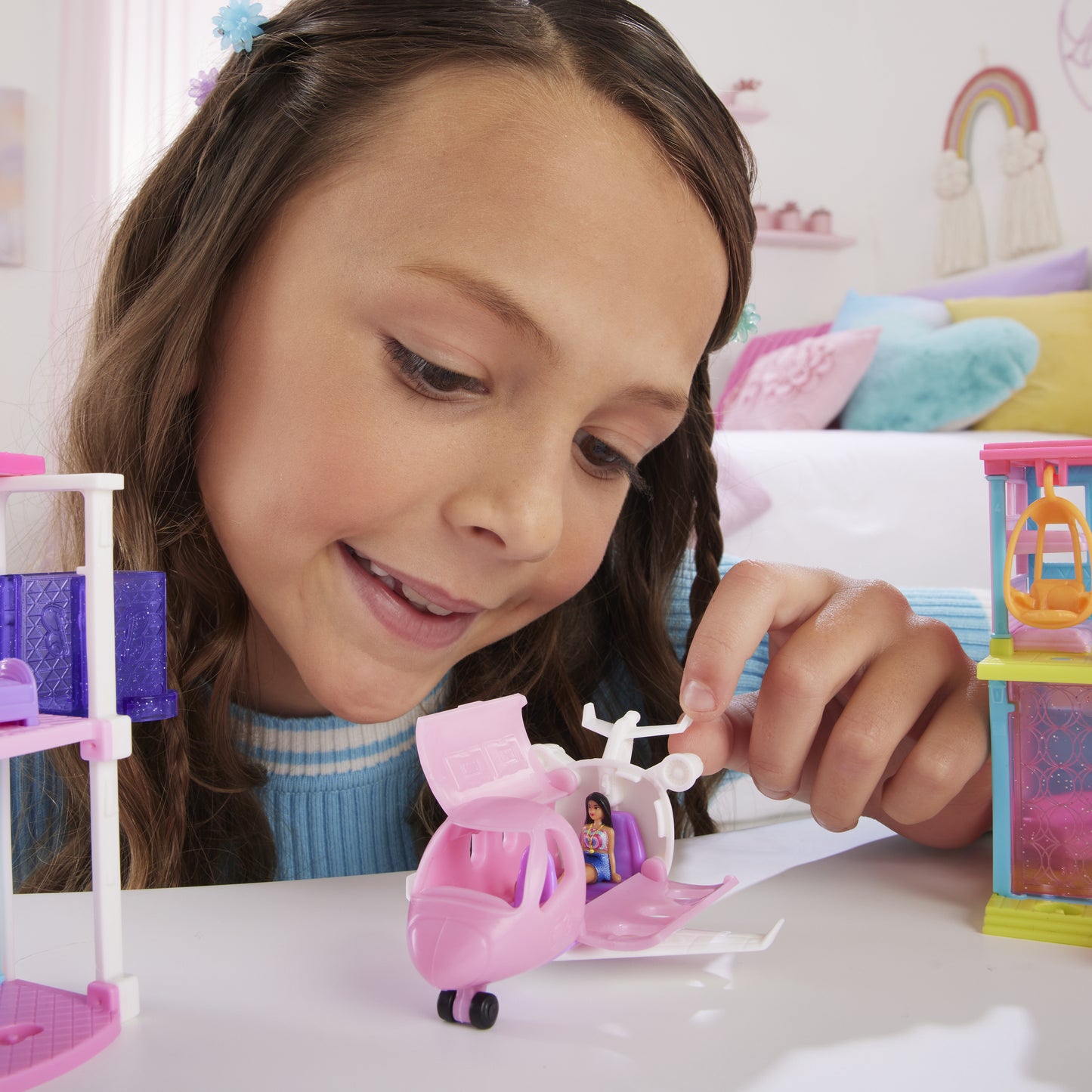 Mattel Barbie®: Mini BarbieLand - Docka och Drömflygplan (HYF40)