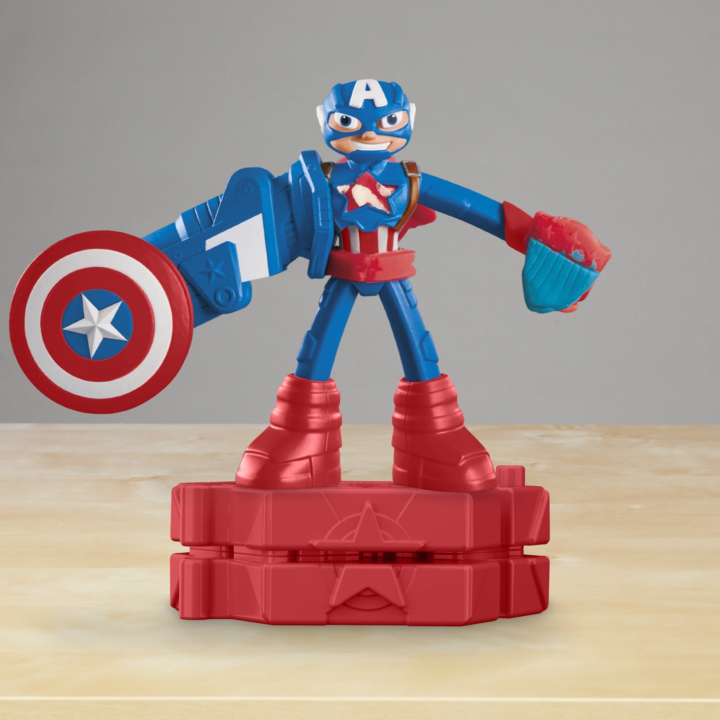 Hasbro Play-Doh Marvel: Captain America - Stamping Shield