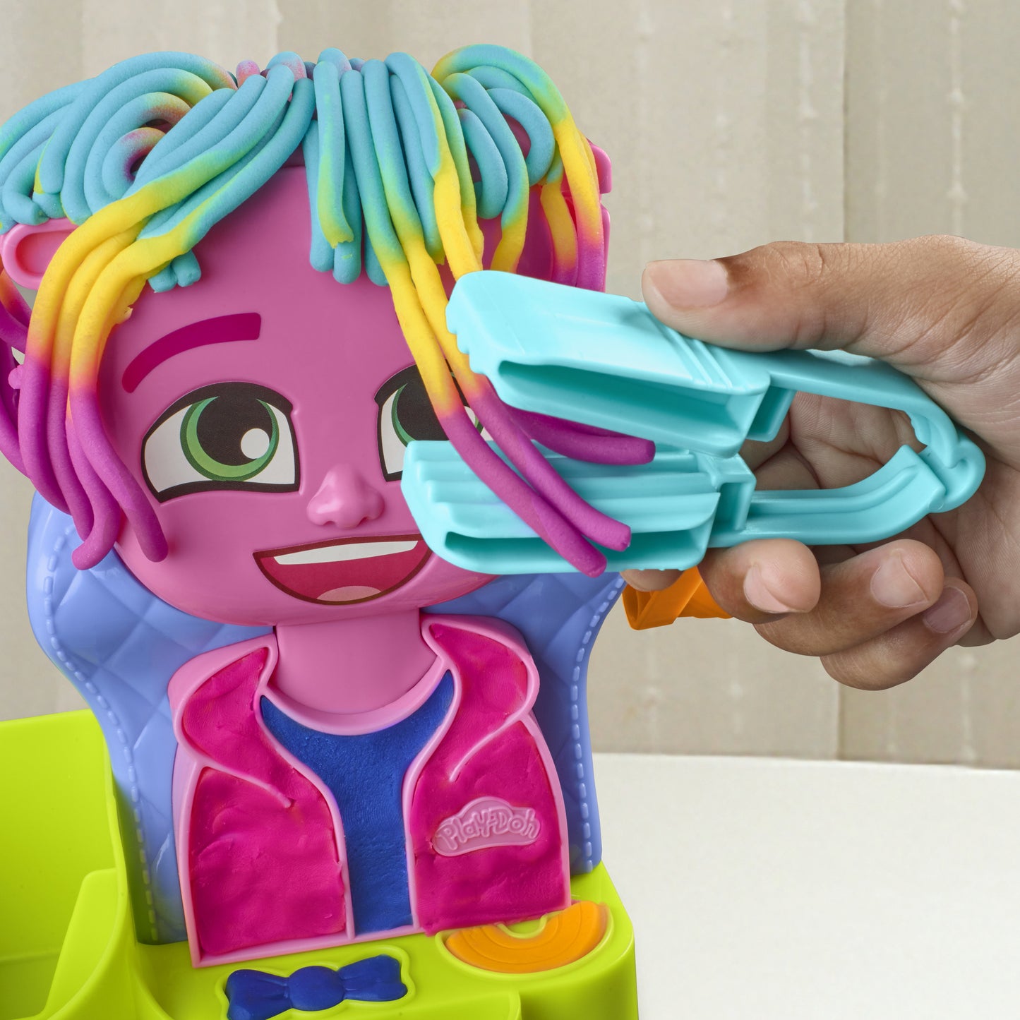 Hasbro Play-Doh: Hair Stylin' Salon (F8807)