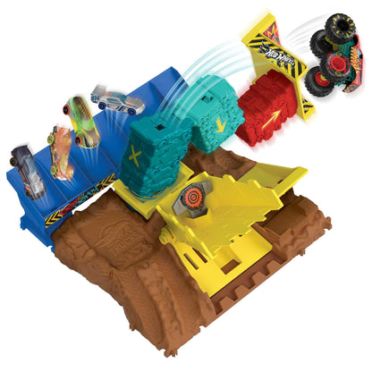 Mattel Hot Wheels Monster Trucks: Arena Smashers Car Jump Challenge